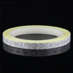 3M Scotchlite Sticker Réfléchissant Sur Cadre Vélo 11 3M Scotchlite Sticker Réfléchissant Sur Cadre Vélo -Magasin De Vélos Zefal 3m scotchlite sticker reflechissant sur cadre velo 3