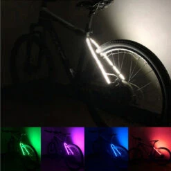 Bande Lumineuse LED Décorative Pour Vélo Et Trottinette électrique 12 Bande Lumineuse LED Décorative Pour Vélo Et Trottinette électrique -Magasin De Vélos Zefal bande lumineuse led decorative pour velo et trottinette electrique 4