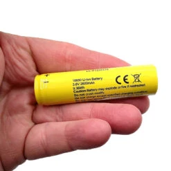 Batterie LX BAT 2600 Pour Feu Vélo LX360 Moon -Magasin De Vélos Zefal batterie lx bat 2600 pour feu velo lx360 moon 2