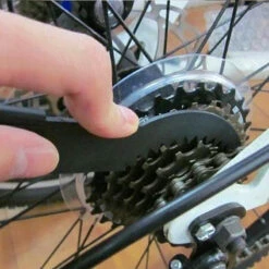 Brosse Pour Cassette Et Roue Libre -Magasin De Vélos Zefal brosse pour cassette et roue libre 3