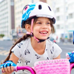 Casque Vélo Enfant Girafe Bleue Crazy Safety -Magasin De Vélos Zefal casque velo enfant girafe bleue crazy safety 4