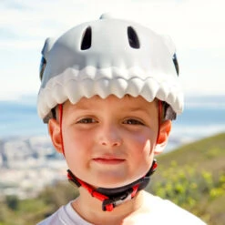 Casque Vélo Enfant Requin Gris Crazy Safety 13 Casque Vélo Enfant Requin Gris Crazy Safety -Magasin De Vélos Zefal casque velo enfant requin gris crazy safety 5