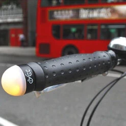 Clignotants De Vélo WINGLIGHTS POP -Magasin De Vélos Zefal clignotants velo winglights pop 1