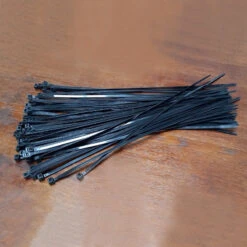 Collier De Serrage Flexible Noir Ou Blanc 4,5 X 350 Mm - Par 50 -Magasin De Vélos Zefal collier de serrage flexible noir ou blanc 45 x 350 mm par 50 3