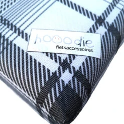 Coussin Super White Plaid Hooodie Big Pour Porte Bagage De Vélo 12 Coussin Super White Plaid Hooodie Big Pour Porte Bagage De Vélo -Magasin De Vélos Zefal coussin super white plaid hooodie big pour porte bagage de velo 4