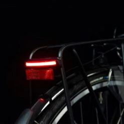 Eclairage Arrière Vélo Avec Catadioptre PIMENTO LARGE - Spanninga -Magasin De Vélos Zefal eclairage arriere velo avec catadioptre pimento large spanninga 3