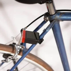 Eclairage Avant Et Arrière Solaire Pour Vélo LITTA 2 12 Eclairage Avant Et Arrière Solaire Pour Vélo LITTA 2 -Magasin De Vélos Zefal eclairage avant et arriere solaire pour velo litta 2 1 4