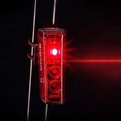 Éclairage Vélo à Batterie Arrière Sigma Blaze 3LED -Magasin De Vélos Zefal eclairage velo a batterie arriere sigma blaze 3led 4