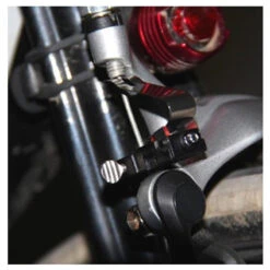 Feu Stop Pour Vélo - Nano Ilumenox -Magasin De Vélos Zefal feu stop pour velo nano ilumenox 4