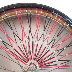 Filet Pare Jupe De Vélo - Rouge Et Noir 8 Filet Pare Jupe De Vélo - Rouge Et Noir -Magasin De Vélos Zefal filet pare jupe de velo rouge et noir 2