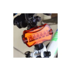 Lumière Pour Remorque Vélo -Magasin De Vélos Zefal lumiere pour remorque velo 3