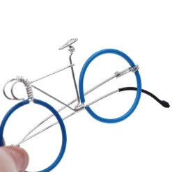 Lunettes Humoristiques En Forme De Vélo -Magasin De Vélos Zefal lunettes humoristiques en forme de velo 2