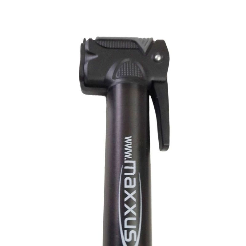 Mini Pompe à Vélo Aluminium Avec Système De Fixation 6 Mini Pompe à Vélo Aluminium Avec Système De Fixation – Image 4