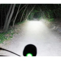 Barbieri Phare De Vélo Avant 2000 Lumens Sur Guidon Ou Casque 11 Barbieri Phare De Vélo Avant 2000 Lumens Sur Guidon Ou Casque -Magasin De Vélos Zefal phare de velo avant 2000 lumens sur guidon ou casque 3