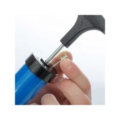 Silverline Pompe Plastique Pour Ballons De Football 9 Silverline Pompe Plastique Pour Ballons De Football -Magasin De Vélos Zefal pompe plastique pour ballons de football 2