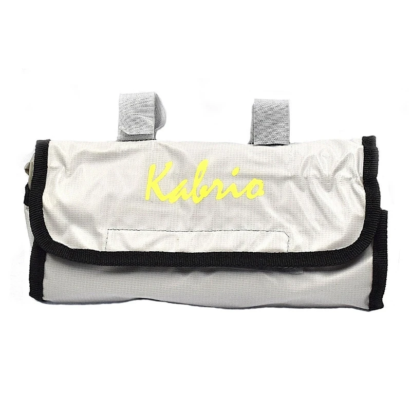 Poncho Avec Capuche Repliable En Sacoche Sur Cintre De Vélo 4 Poncho Avec Capuche Repliable En Sacoche Sur Cintre De Vélo – Image 2