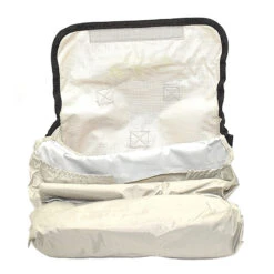 Poncho Avec Capuche Repliable En Sacoche Sur Cintre De Vélo 10 Poncho Avec Capuche Repliable En Sacoche Sur Cintre De Vélo -Magasin De Vélos Zefal poncho avec capuche repliable en sacoche sur cintre de velo 2