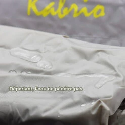 Poncho Avec Capuche Repliable En Sacoche Sur Cintre De Vélo 12 Poncho Avec Capuche Repliable En Sacoche Sur Cintre De Vélo -Magasin De Vélos Zefal poncho avec capuche repliable en sacoche sur cintre de velo 4