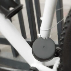 Porte Bidon Vélo SKS Lockage Avec Antivol Câble Intégré -Magasin De Vélos Zefal porte bidon velo sks lockage avec antivol cable integre 2