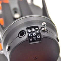 Porte Bidon Vélo SKS Lockage Avec Antivol Câble Intégré -Magasin De Vélos Zefal porte bidon velo sks lockage avec antivol cable integre 3