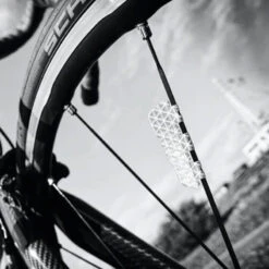 Réflecteurs De Rayons De Sécurité Pour Roues De Vélo - Par 4 -Magasin De Vélos Zefal reflecteurs de rayons de securite pour roues de velo par 4 4