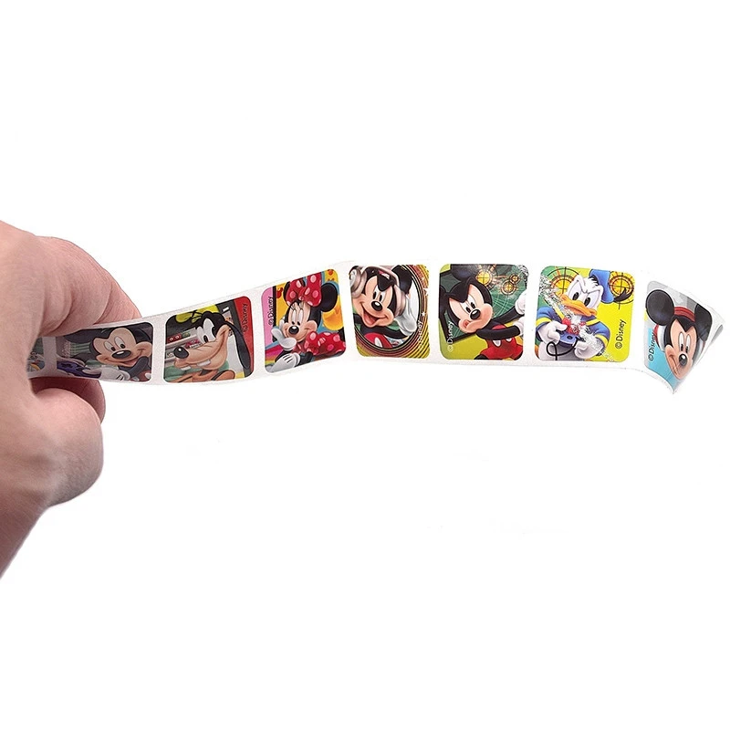 Rouleau De 200 Stickers MICKEY Pour Personnaliser Un Vélo Enfant 5 Rouleau De 200 Stickers MICKEY Pour Personnaliser Un Vélo Enfant – Image 3