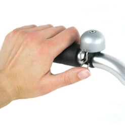 Sonnette De Vélo Grise Paperclip Mini -Magasin De Vélos Zefal sonnette de velo grise paperclip mini 2